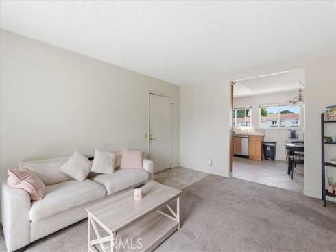 44  Fallbrook  , Irvine, CA