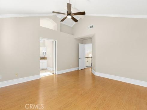 6  Aprilla  , Irvine, CA