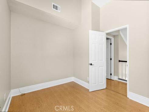 6  Aprilla  , Irvine, CA