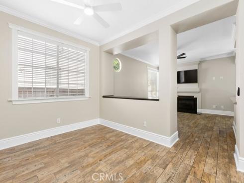 6  Aprilla  , Irvine, CA