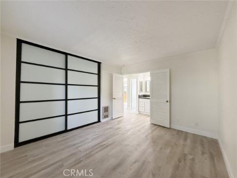 231  Springview  , Irvine, CA