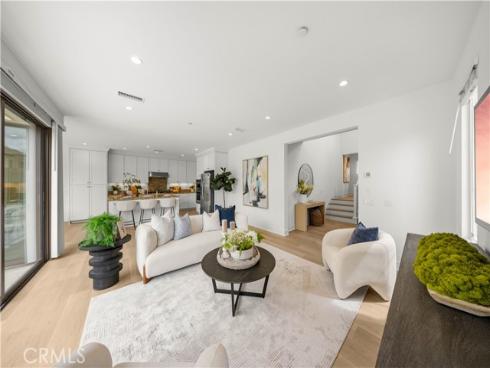 111  Grazie  , Irvine, CA