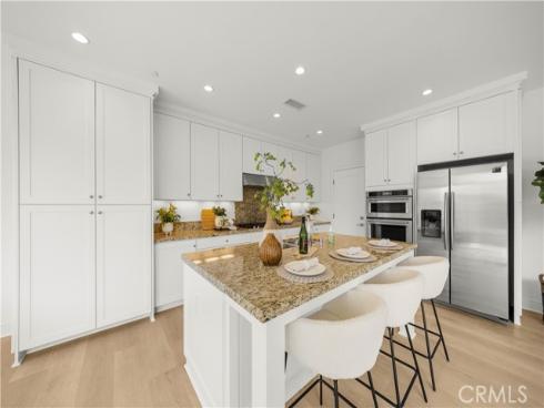 111  Grazie  , Irvine, CA