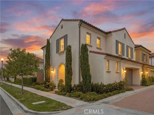 111  Grazie  , Irvine, CA