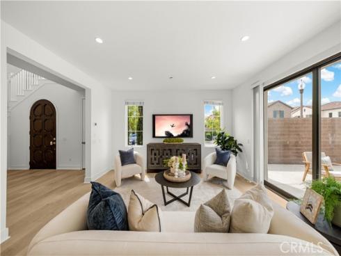 111  Grazie  , Irvine, CA