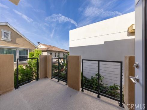 109  Newall  , Irvine, CA