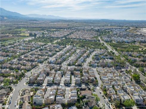 109  Newall  , Irvine, CA