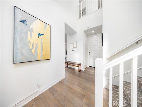 109  Newall  , Irvine, CA