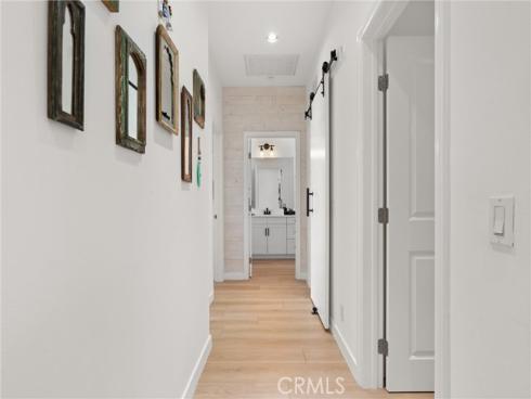 112  Gemstone  , Irvine, CA