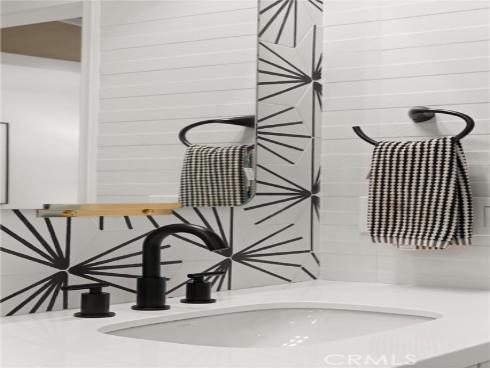 112  Gemstone  , Irvine, CA