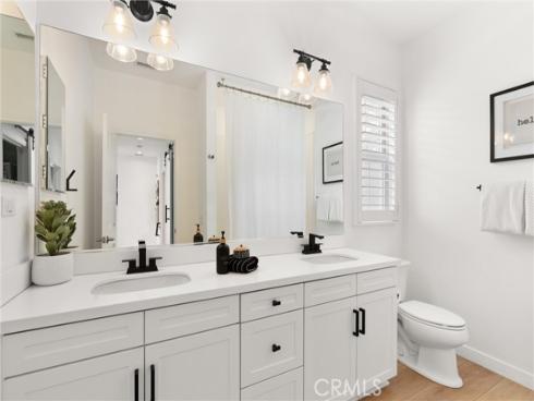 112  Gemstone  , Irvine, CA