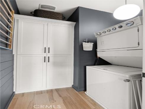 112  Gemstone  , Irvine, CA