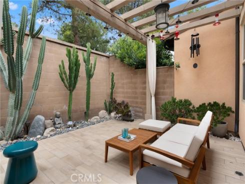 112  Gemstone  , Irvine, CA