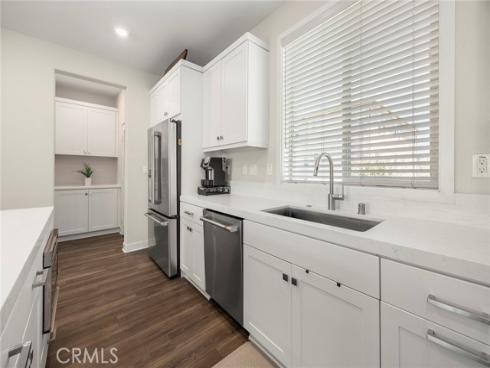 204  Keeper  , Irvine, CA