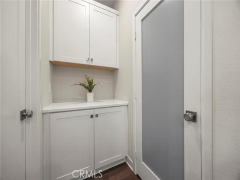 204  Keeper  , Irvine, CA