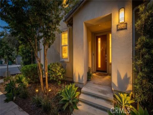 204  Keeper  , Irvine, CA