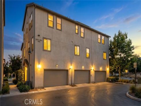 204  Keeper  , Irvine, CA