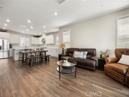 204  Keeper  , Irvine, CA