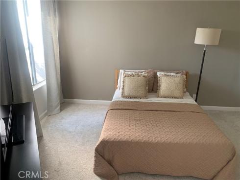 41  Fallingstar  28 , Irvine, CA