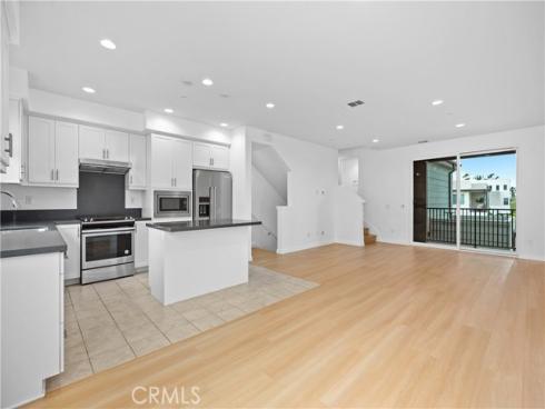 292  Novel  , Irvine, CA