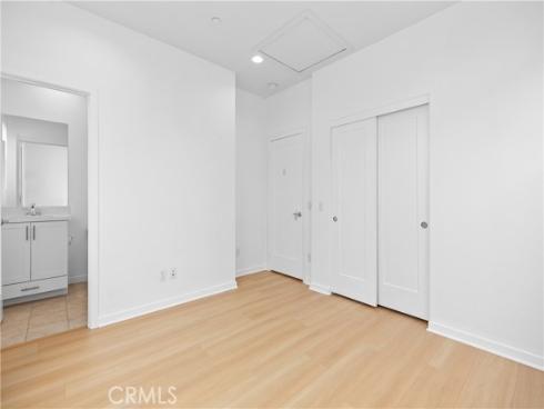 292  Novel  , Irvine, CA