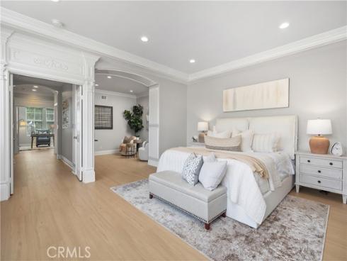 22  Apple Valley  , Irvine, CA