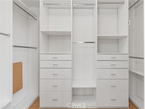 22  Apple Valley  , Irvine, CA