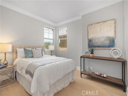 22  Apple Valley  , Irvine, CA