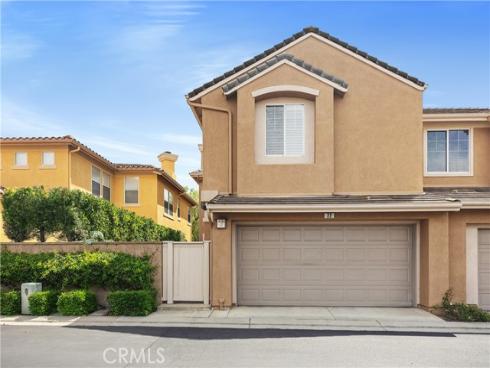22  Apple Valley  , Irvine, CA