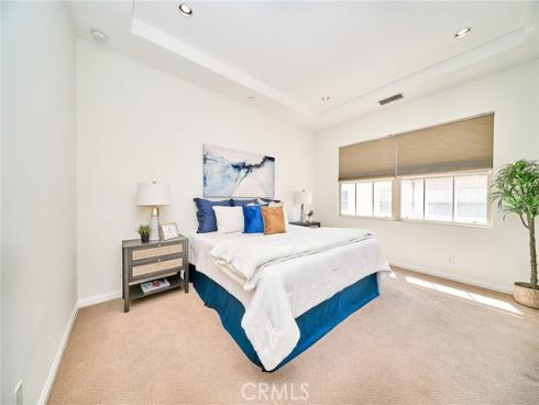 121  Baritone  , Irvine, CA