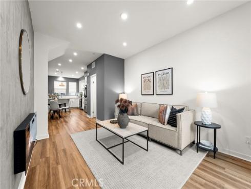 210  Placemark  , Irvine, CA