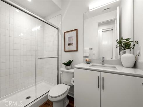 210  Placemark  , Irvine, CA