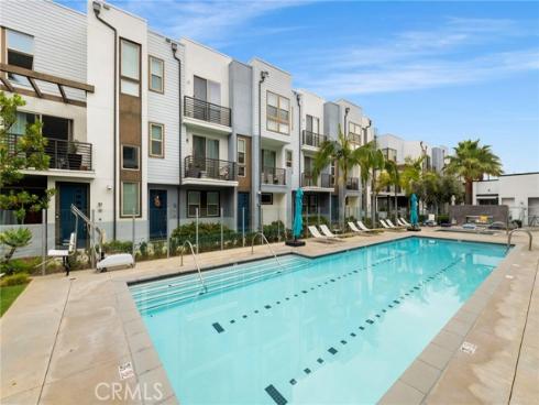 210  Placemark  , Irvine, CA