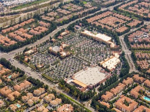 134  Canvas  , Irvine, CA