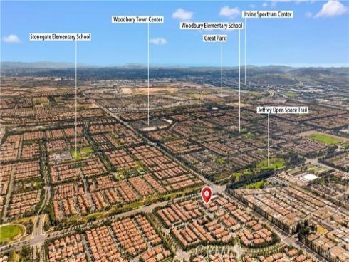 134  Canvas  , Irvine, CA