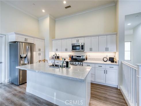 52  Coralwood  , Irvine, CA