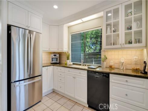 65  Pinewood  33 , Irvine, CA