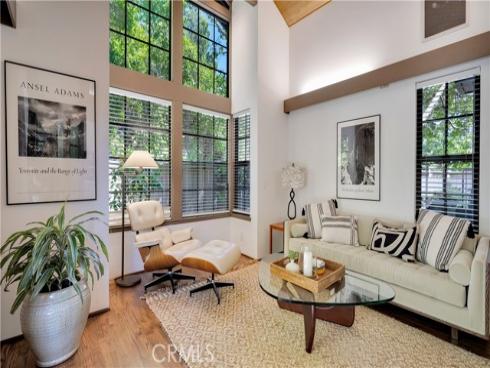 65  Pinewood  33 , Irvine, CA