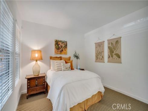 65  Pinewood  33 , Irvine, CA