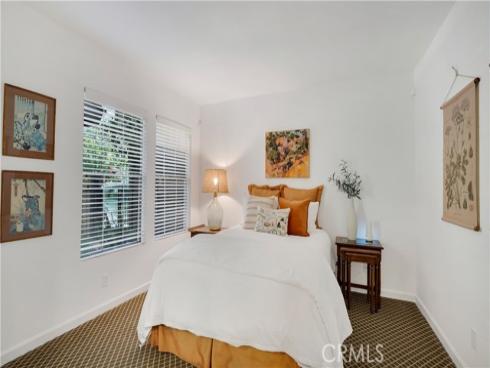 65  Pinewood  33 , Irvine, CA