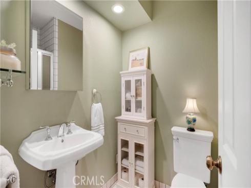 65  Pinewood  33 , Irvine, CA