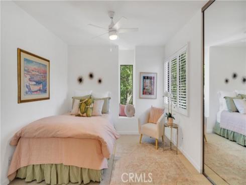 65  Pinewood  33 , Irvine, CA