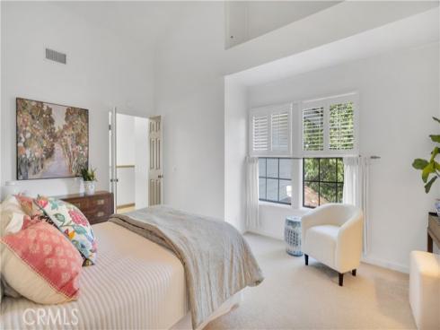 65  Pinewood  33 , Irvine, CA