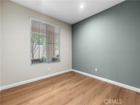 147  Lockford  , Irvine, CA