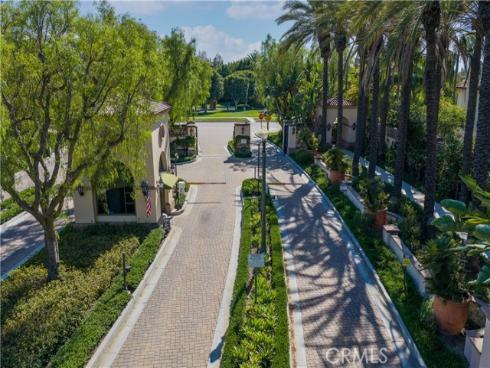 147  Lockford  , Irvine, CA