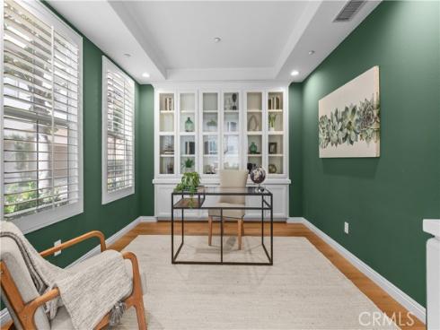 147  Lockford  , Irvine, CA