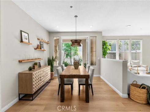 147  Lockford  , Irvine, CA