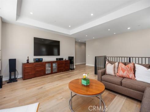 142  Sabbia  , Irvine, CA