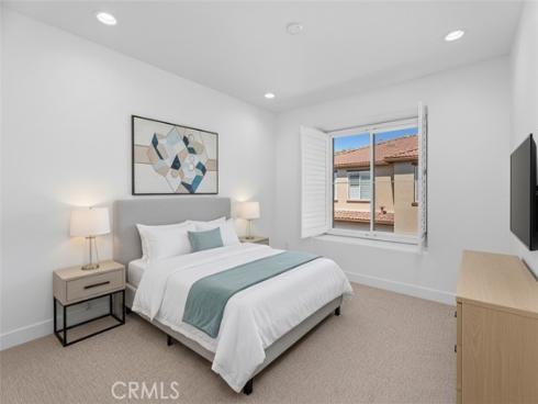 44  Sapphire #106  , Irvine, CA