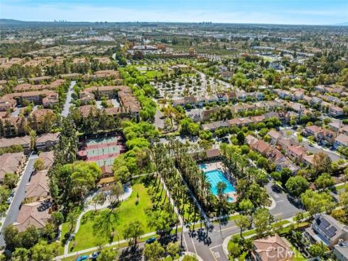 44  Sapphire #106  , Irvine, CA